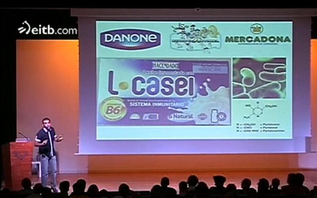 charla jose Un servidor haciendo amigos entre la industria alimentaria