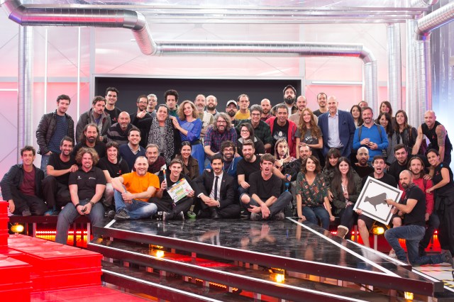 FOTO OFICIAL (TODOS) copia.jpg